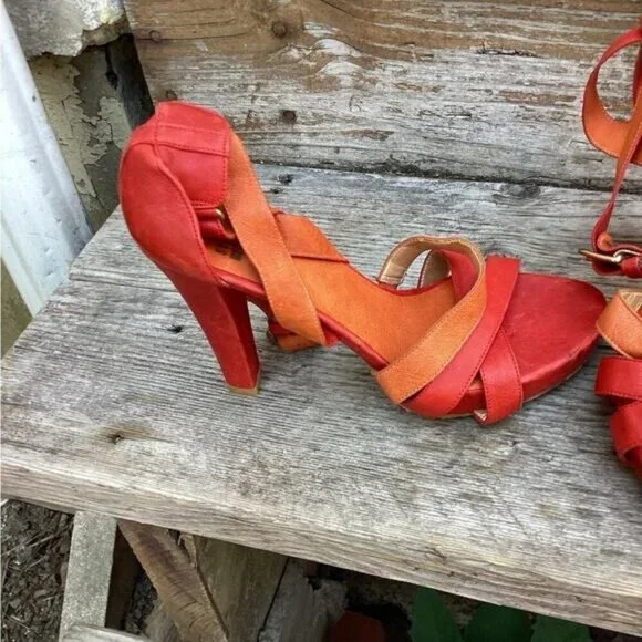 ~Stuart Weitzman NEW Sandals Excess Strappy Color Block In Red sz 8.5 leather - Picture 4 of 11